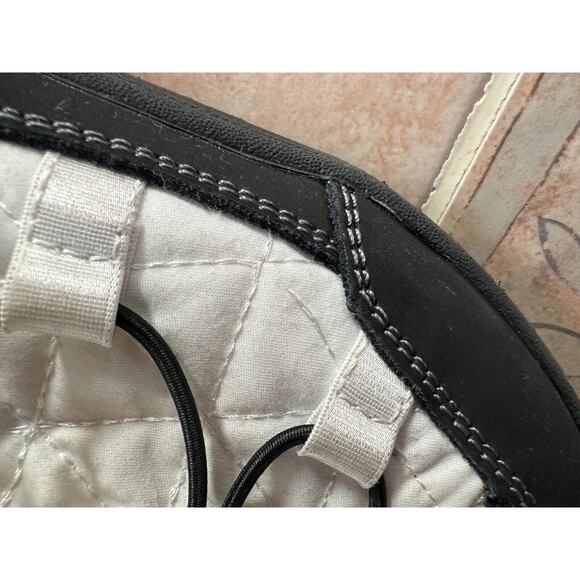 Skechers Booties Reggae Fest Steady Size 6.5 Quilted White Bungee Boots SN 49301 - Picture 8 of 12